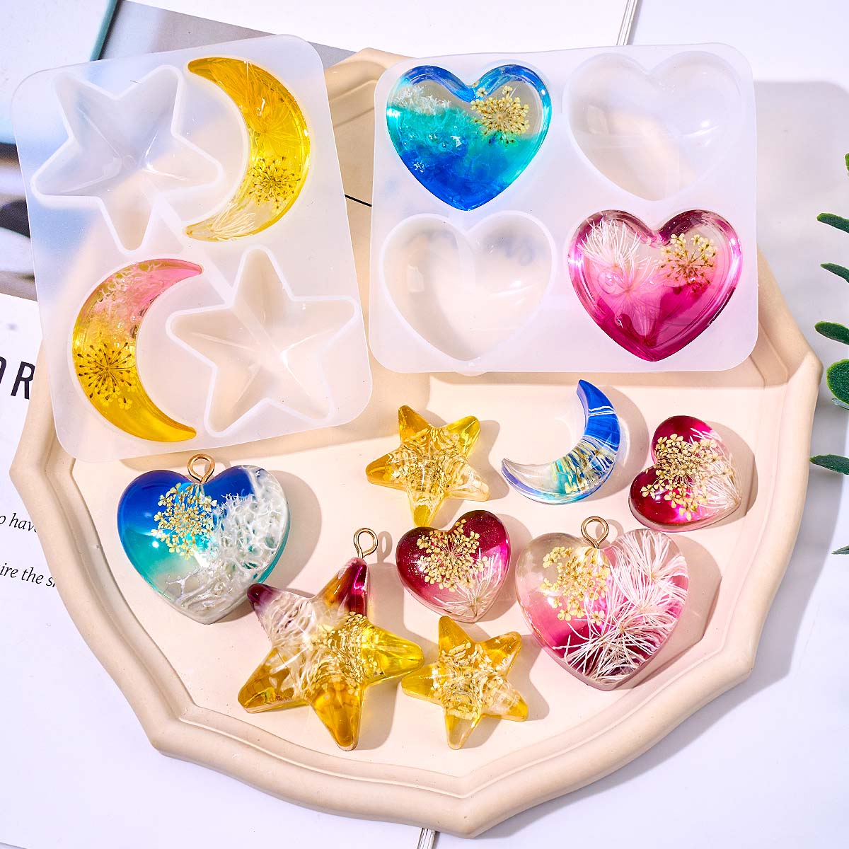 Resin Art Glue - Heart Star Moon Pendant Silicone Mold
