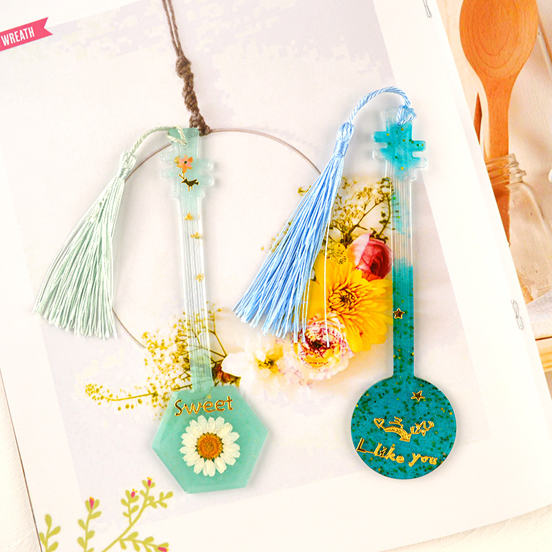 DIY UV Silicone Mould Bookmark - Resin Art Book review and price
